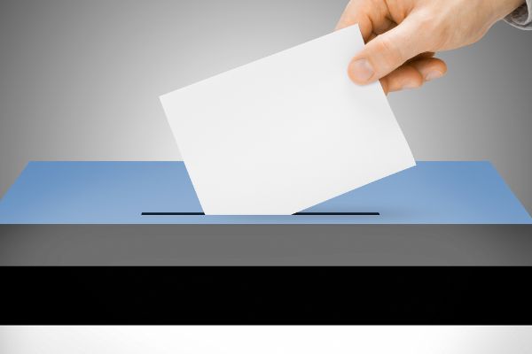 New Poll Shows The “American Dream” Is…
