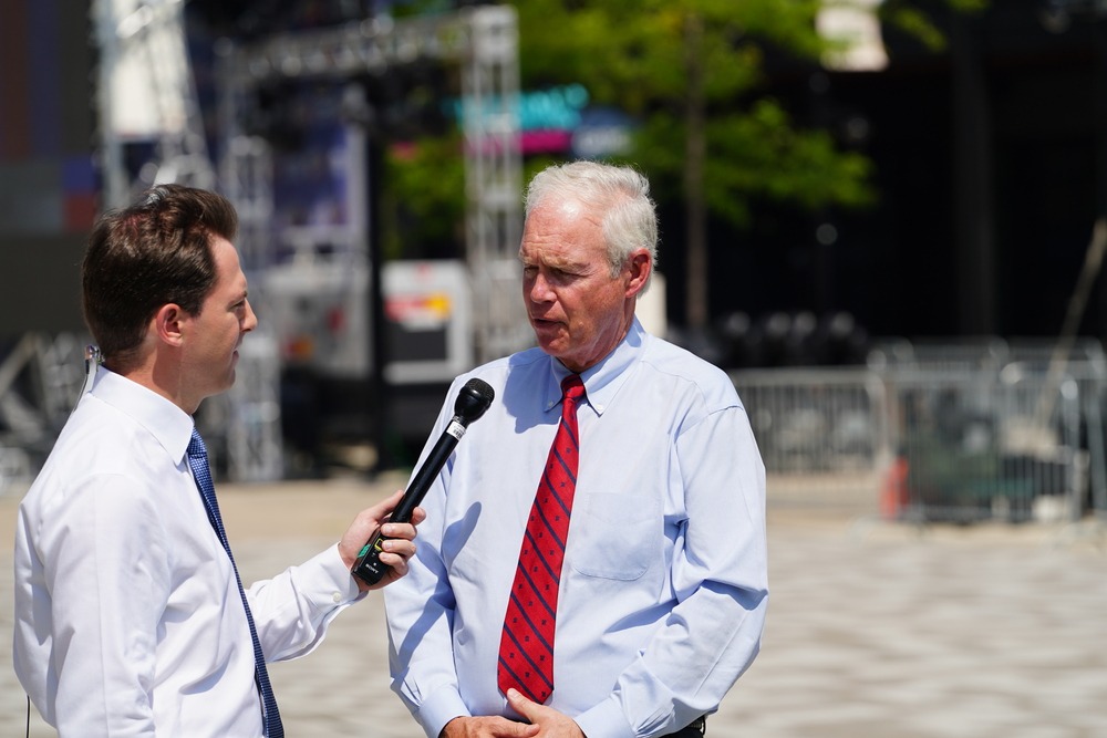 Ron Johnson Just Used Iran’s 47 Years of Tyranny to Nuke Every Gun Control Argument in Under 30 Seconds — And Martha Raddatz Had Nothing to Say
